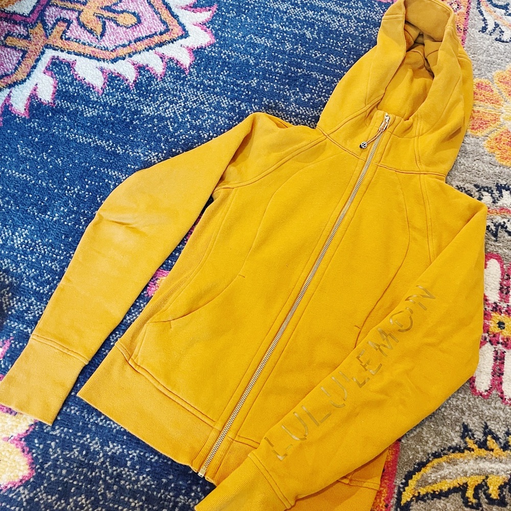lululemon zip-up hoodie